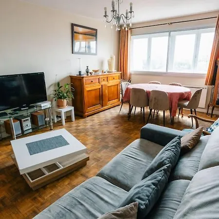 Eiffel Tower Apartment Paris