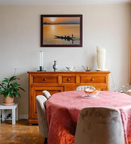 Eiffel Tower Apartment